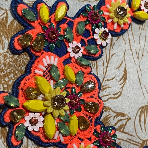 J crew embroidered necklace - Picture 3 of 5